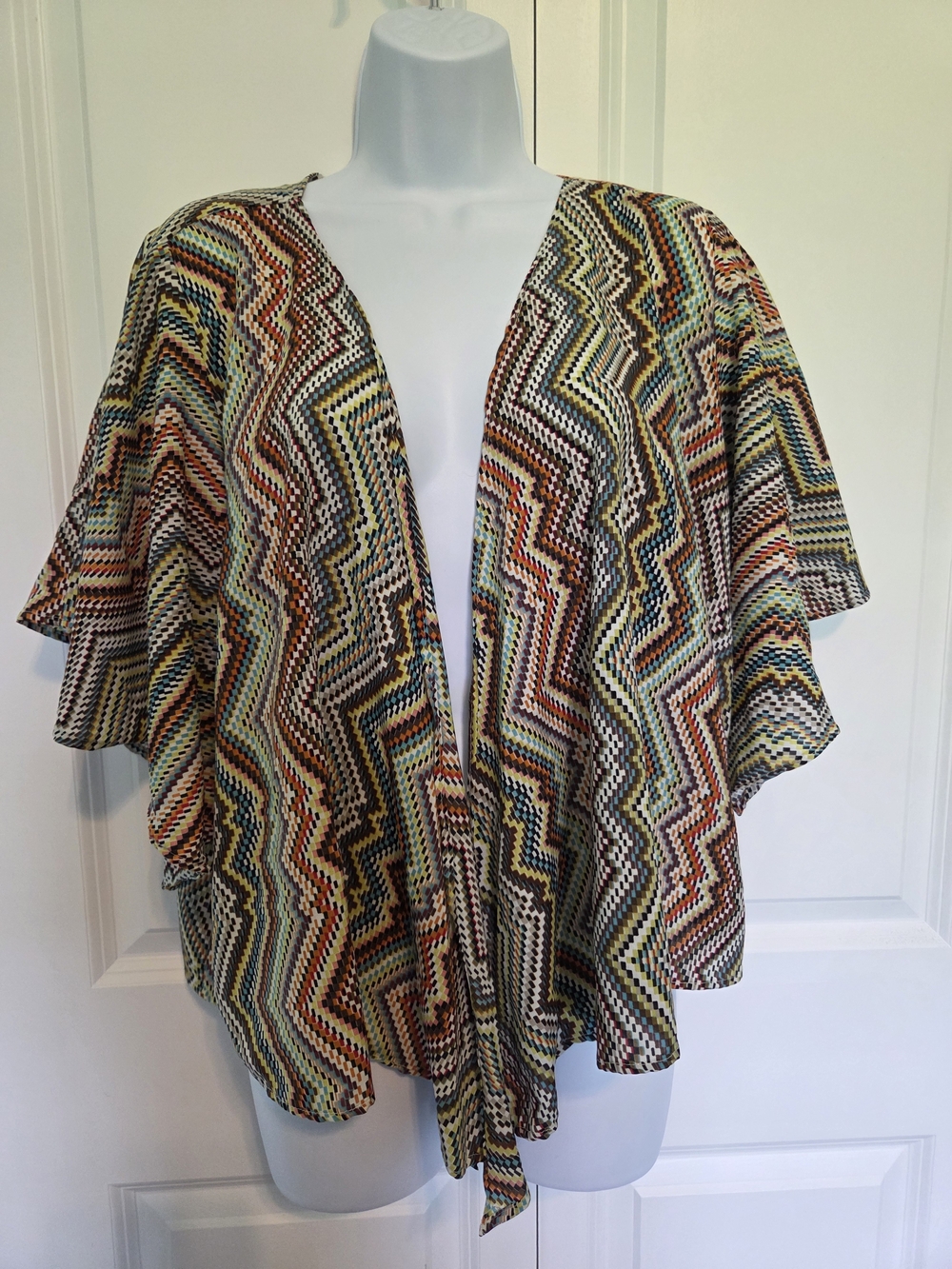 Elan Multi-Color Chevron Open-Front Cape